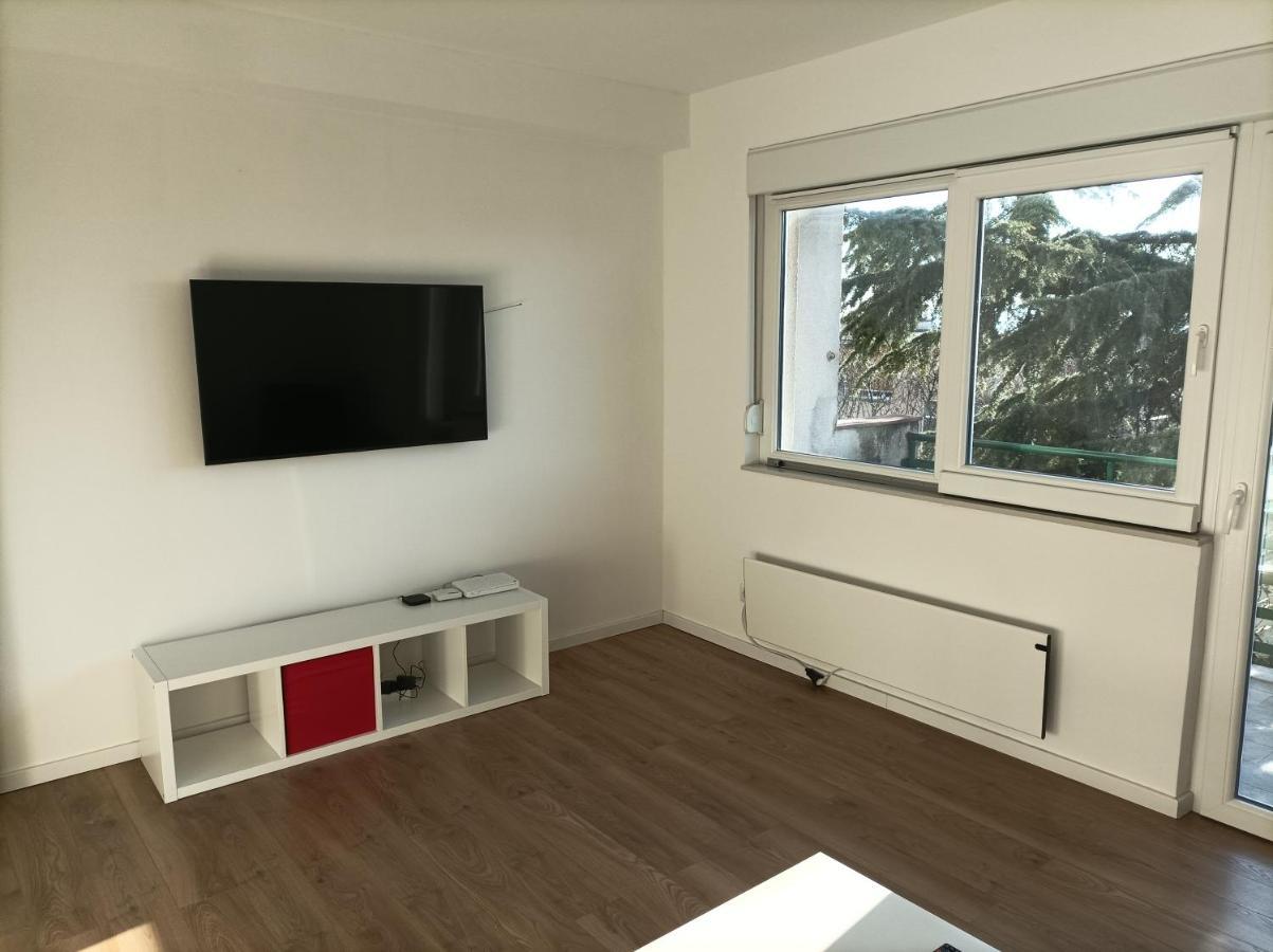 Apartman Pecine 里耶卡 外观 照片