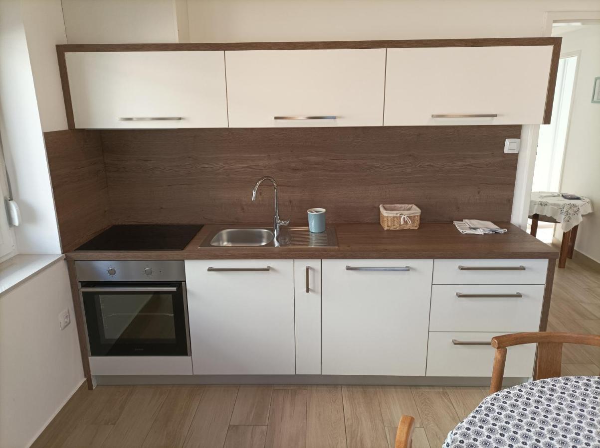 Apartman Pecine 里耶卡 外观 照片